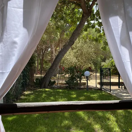 Prázdninový dům Un Nido Al Villaggio Mandorli